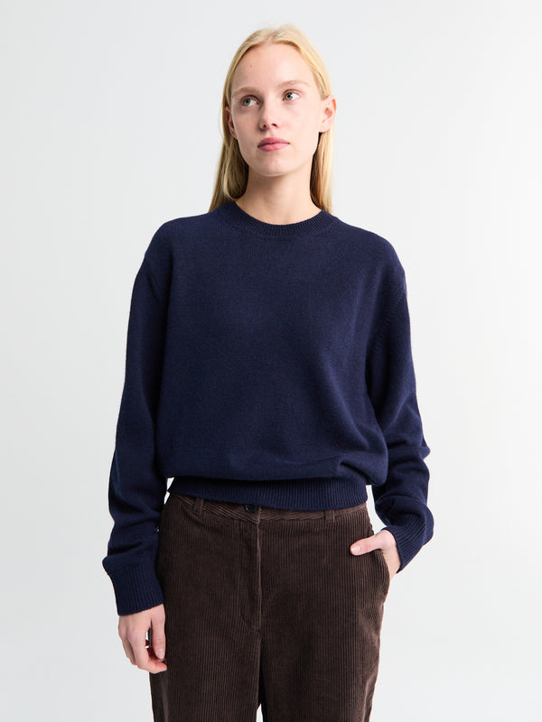 stoy Unisex Cashmere Crewneck Sweater in Deep Navy