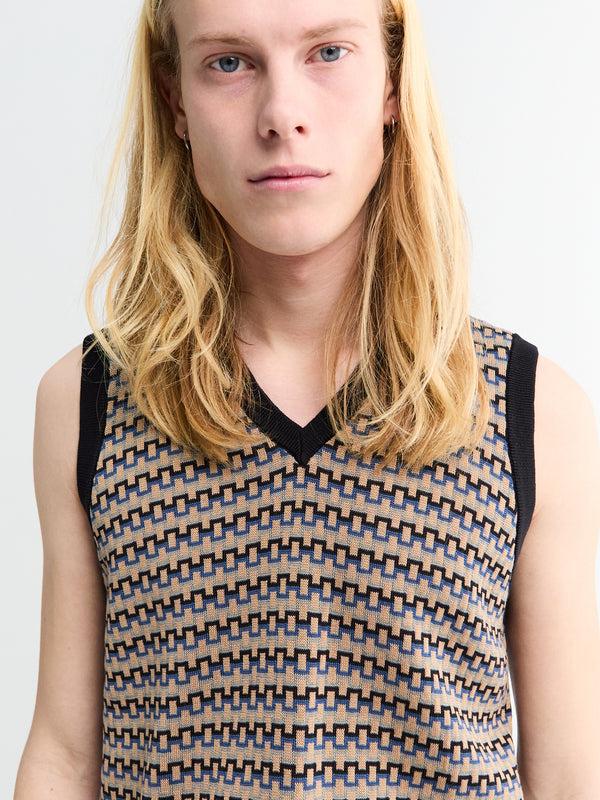 Stoy V Neck Jaquard Vest In Beige