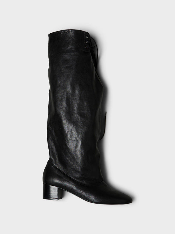 stoy Victoria Boots in Black