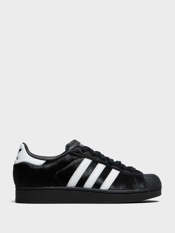 stoy Superstar II Sneakers in Core Black Cloud White and Core Black