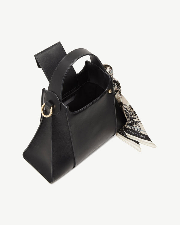 Strawberry Arkshell - Black