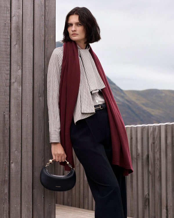 strawberry Crescent Moon Mini - Black