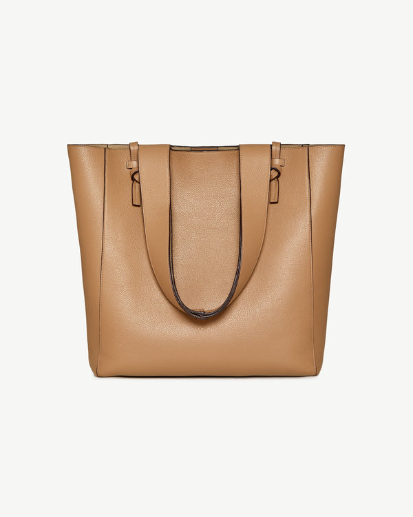 Strawberry Melody Tote - Caramel