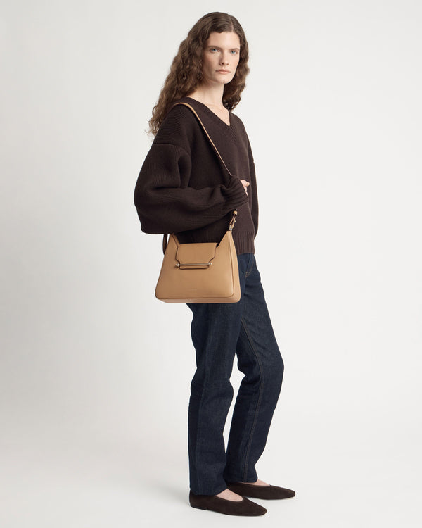 strawberry Multrees Hobo - Caramel