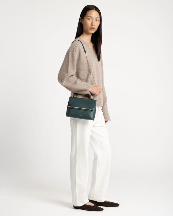 strawberry Stylist - Bottle Green