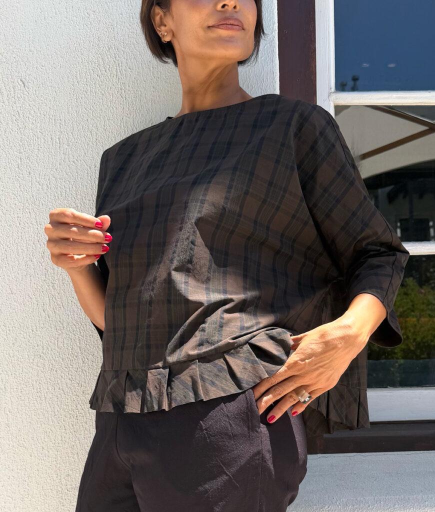 studio 8 Frill Top coffee