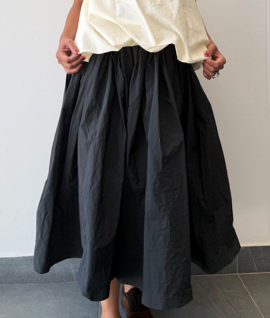Studio 8 Full Circle Skirt Black