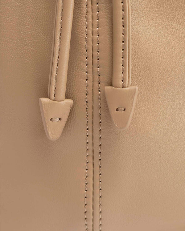 Studio Amelia Alexandra Drawstring
