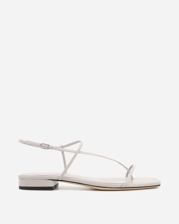 studio amelia Cross Front Flat