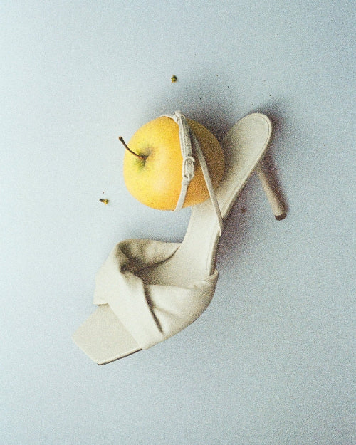 Studio Amelia Twisted 90 Heel