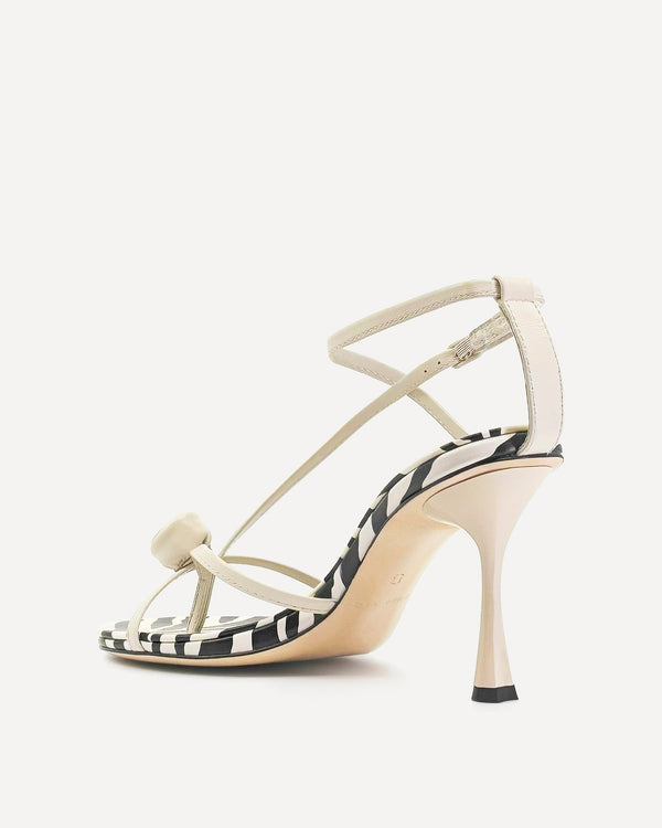 Studio Amelia Valencia 90 Heel