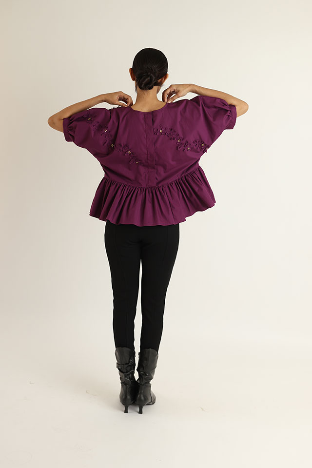 Studio Moda Anti-fit Peplum Top