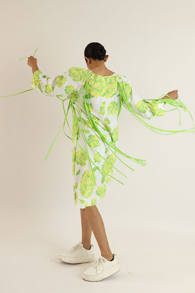 Studio Moda Raglan Sleeves Dress