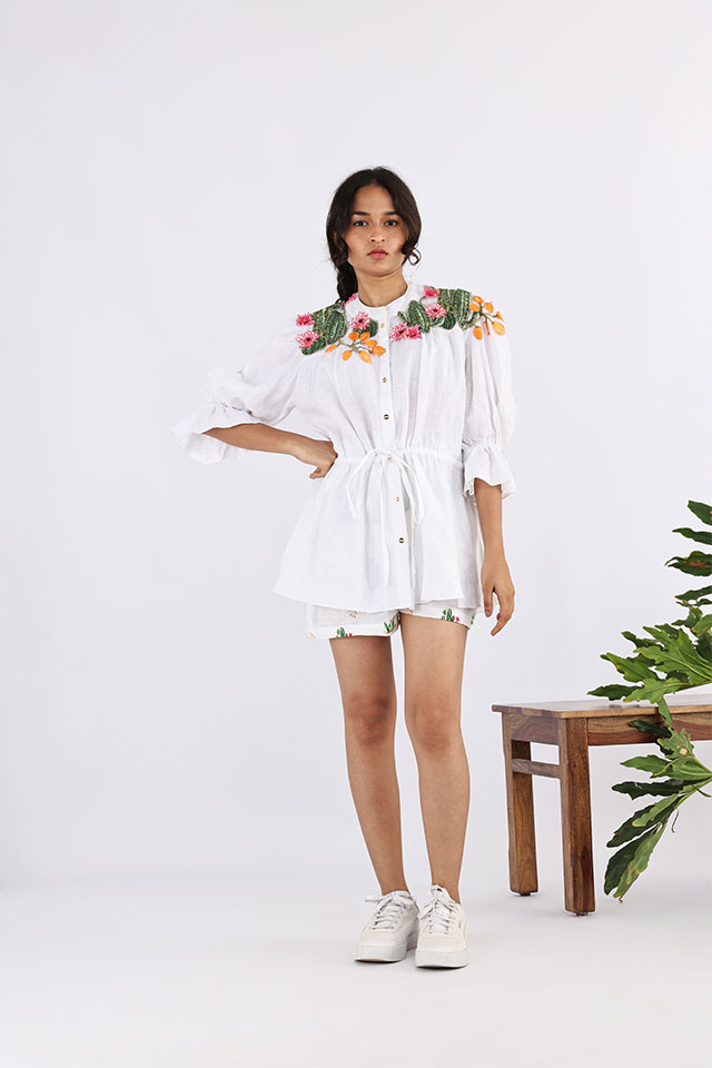 studio moda The Thimble Embroidered Collared Shirt