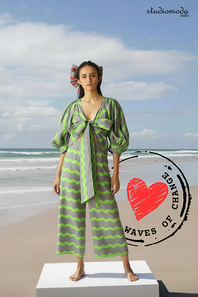 studio moda The Tide Bow Top