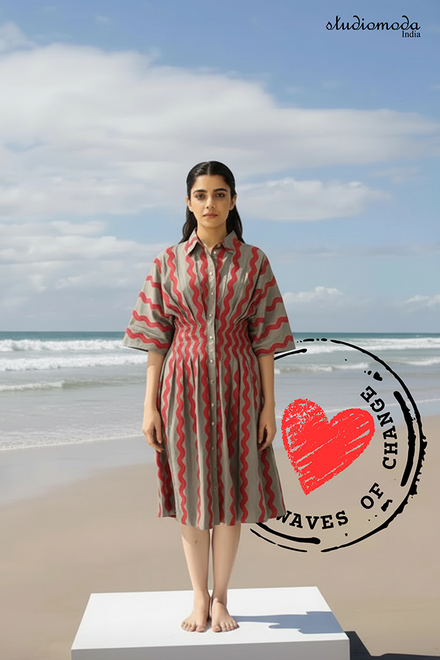 studio moda The Tide Pleat Dress