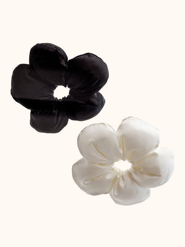 Studio Oh SCOOPS Beauty Flower Scrunchie 2-Pack Black & Beige Flowers