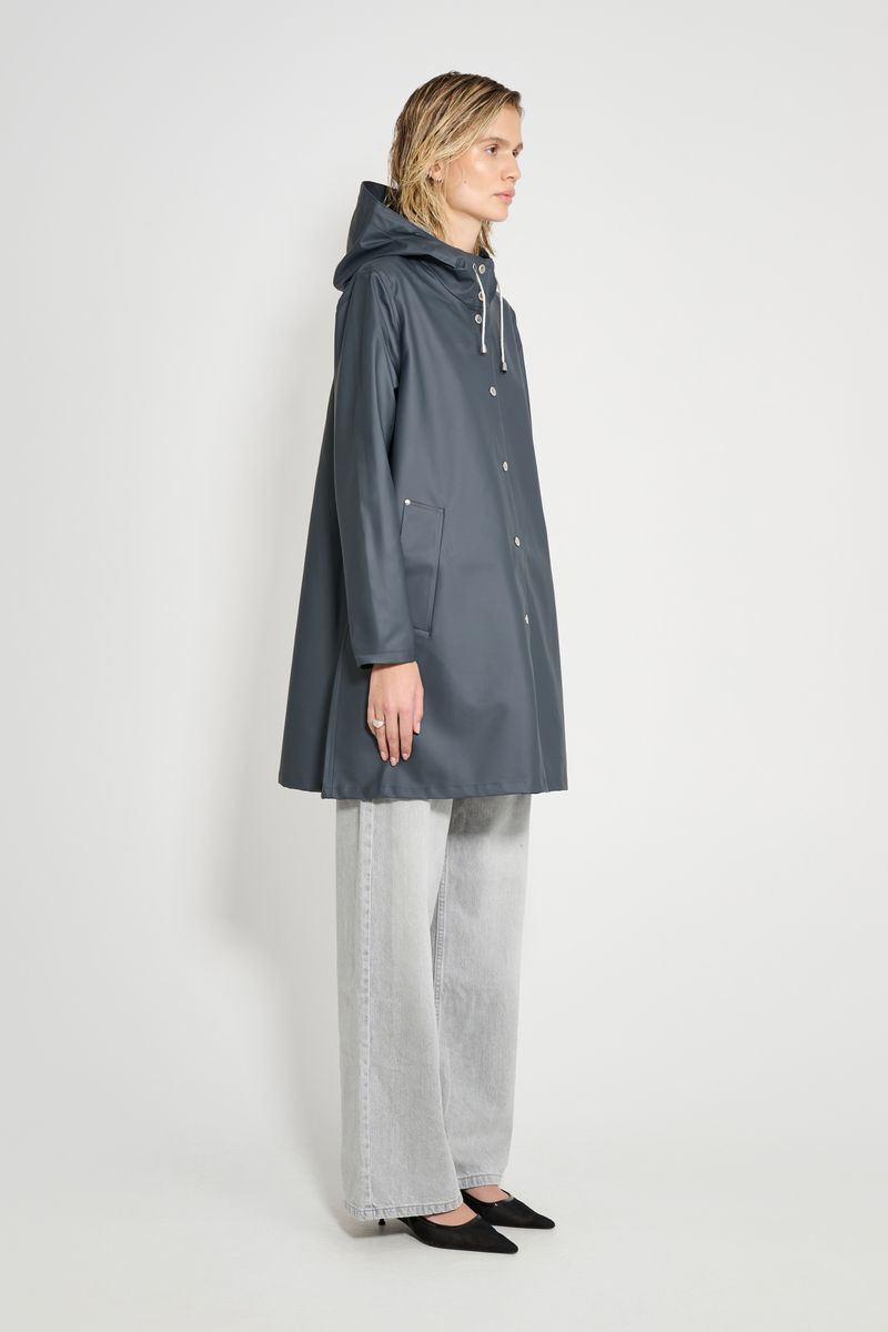 Stutterheim Mosebacke Lightweight Raincoat Charcoal