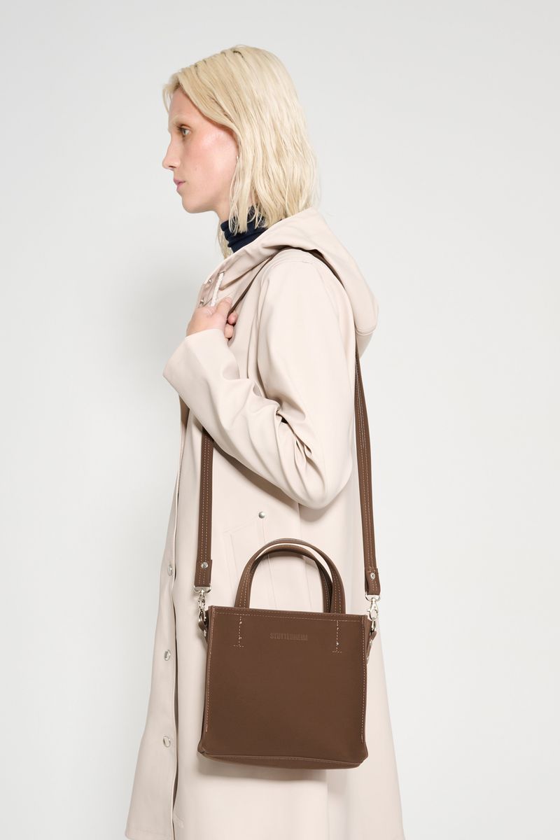 Stutterheim Biblio Bag Matte Dark Brown
