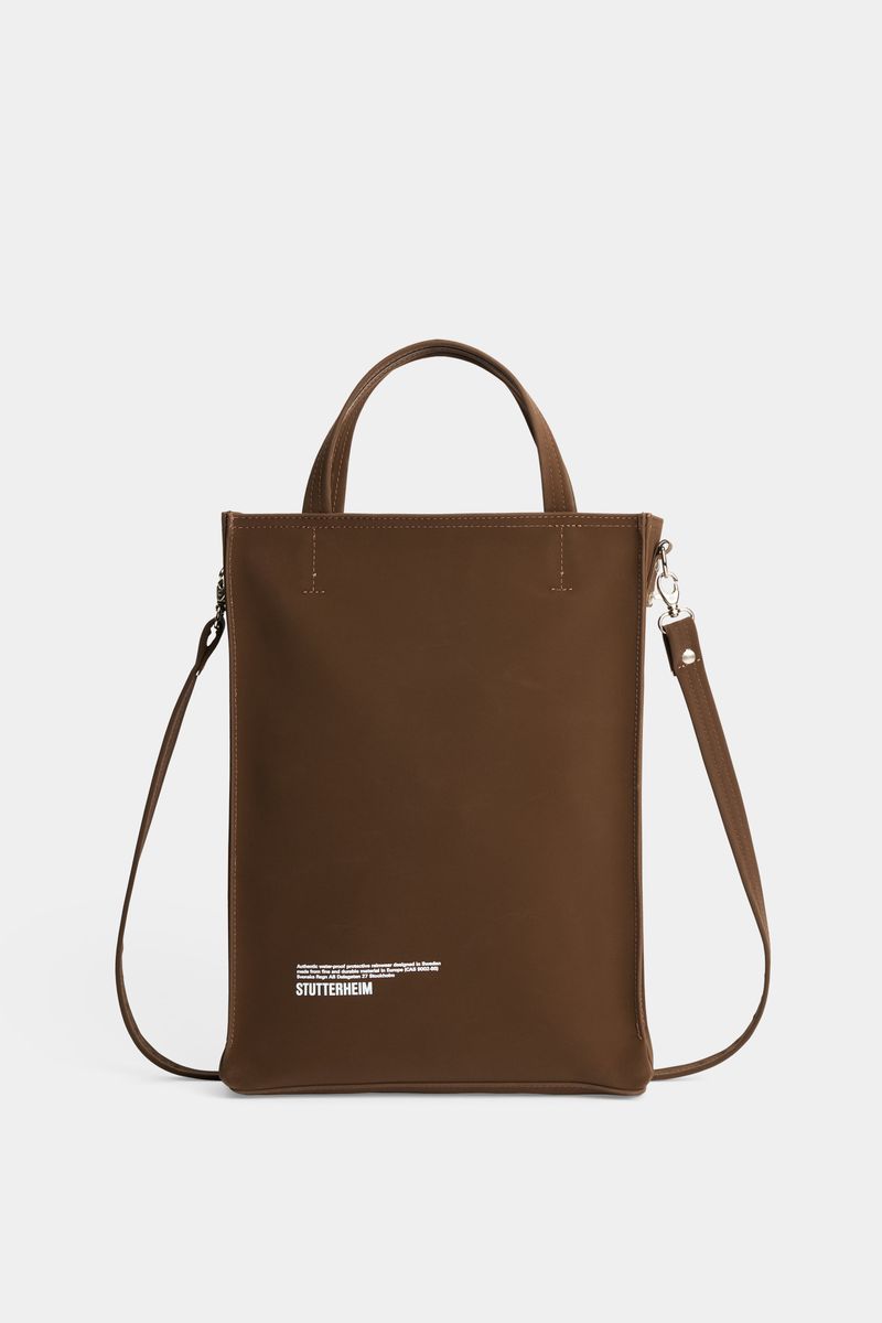 Stutterheim Djursholm Bag Matte Dark Brown