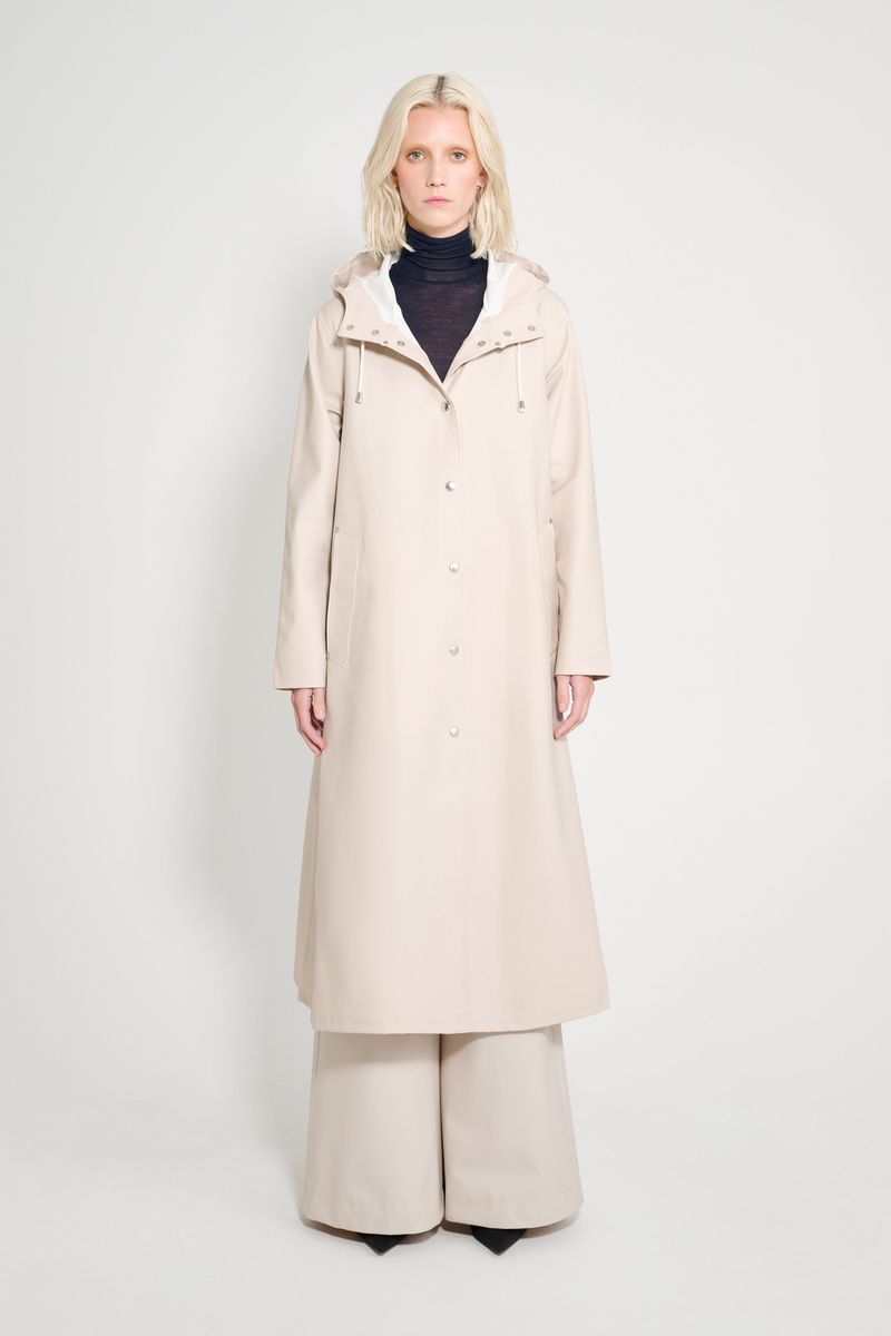 Stutterheim Mosebacke Long Raincoat Light Sand