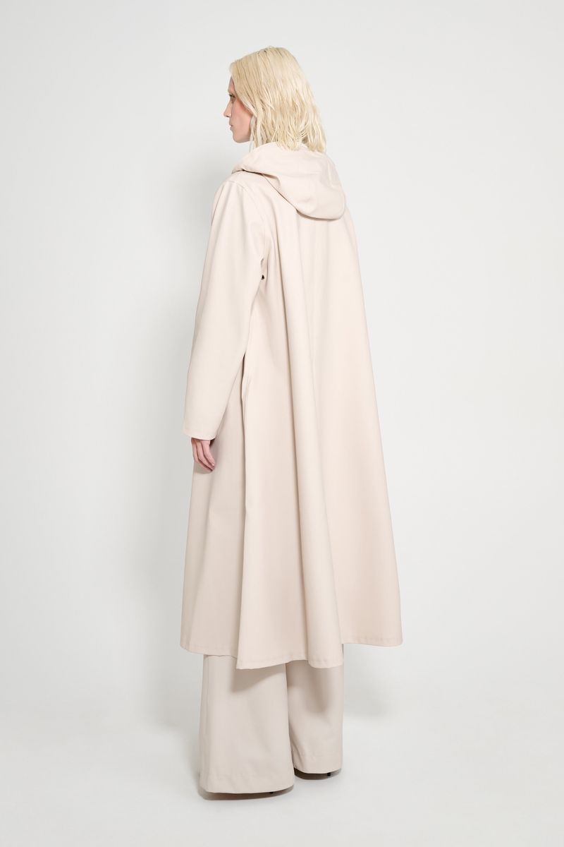 Stutterheim Mosebacke Long Raincoat Light Sand