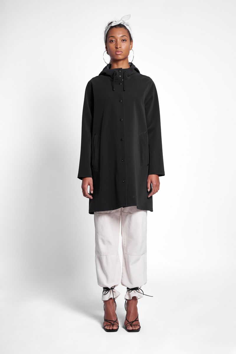stutterheim Mosebacke Matte Raincoat Black
