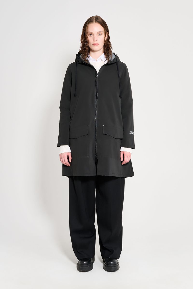 Stutterheim Mosebacke Patch Raincoat Black