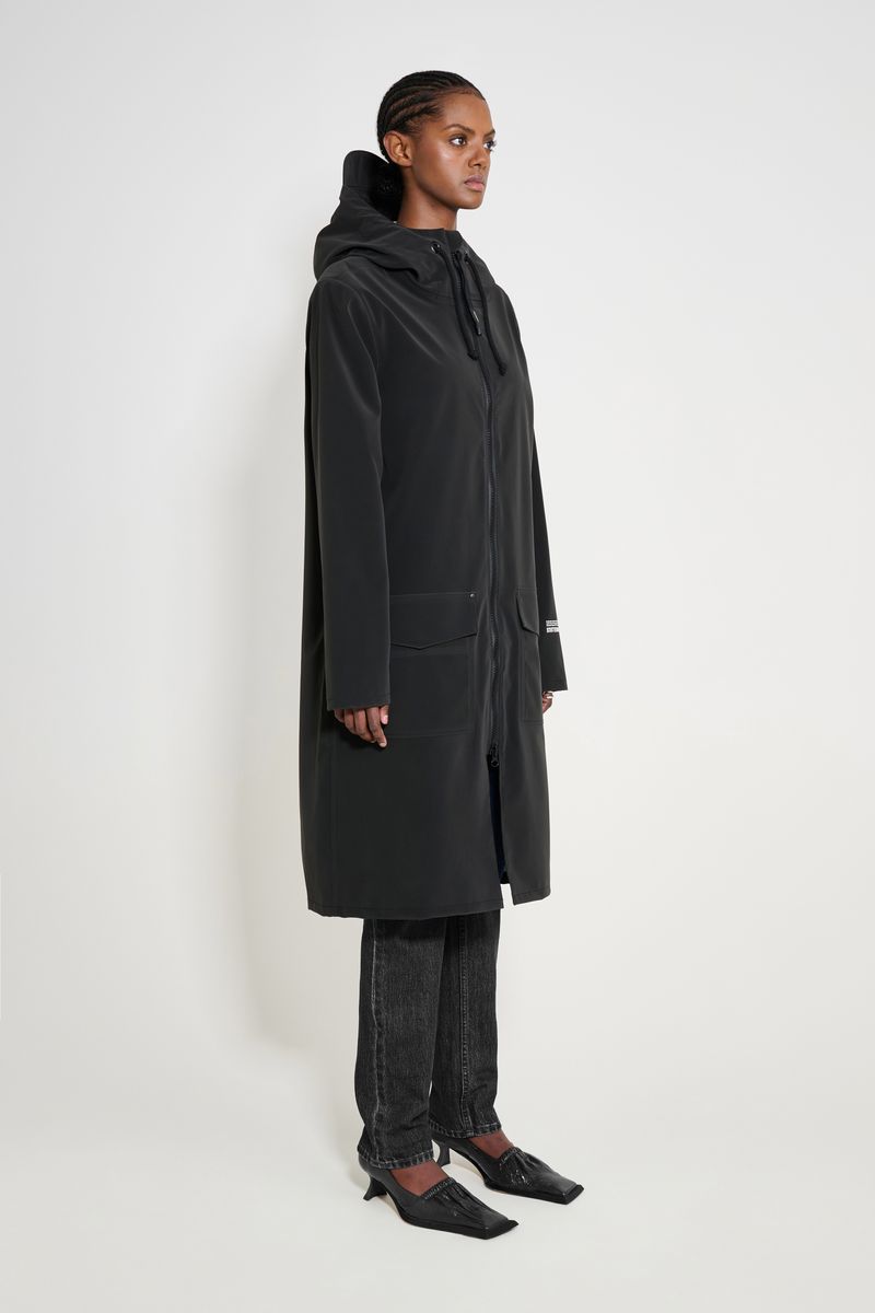 Stutterheim Stockholm Long Patch Raincoat Black