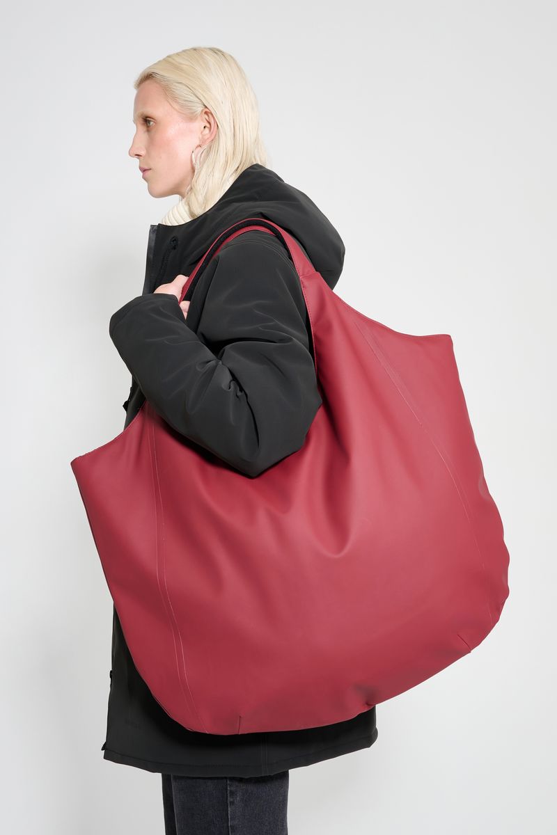 Stutterheim Svea Puffer Bag Burgundy