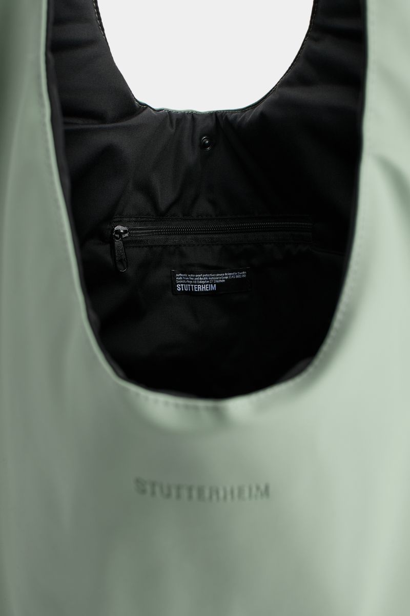stutterheim Svea Puffer Bag Khaki Green
