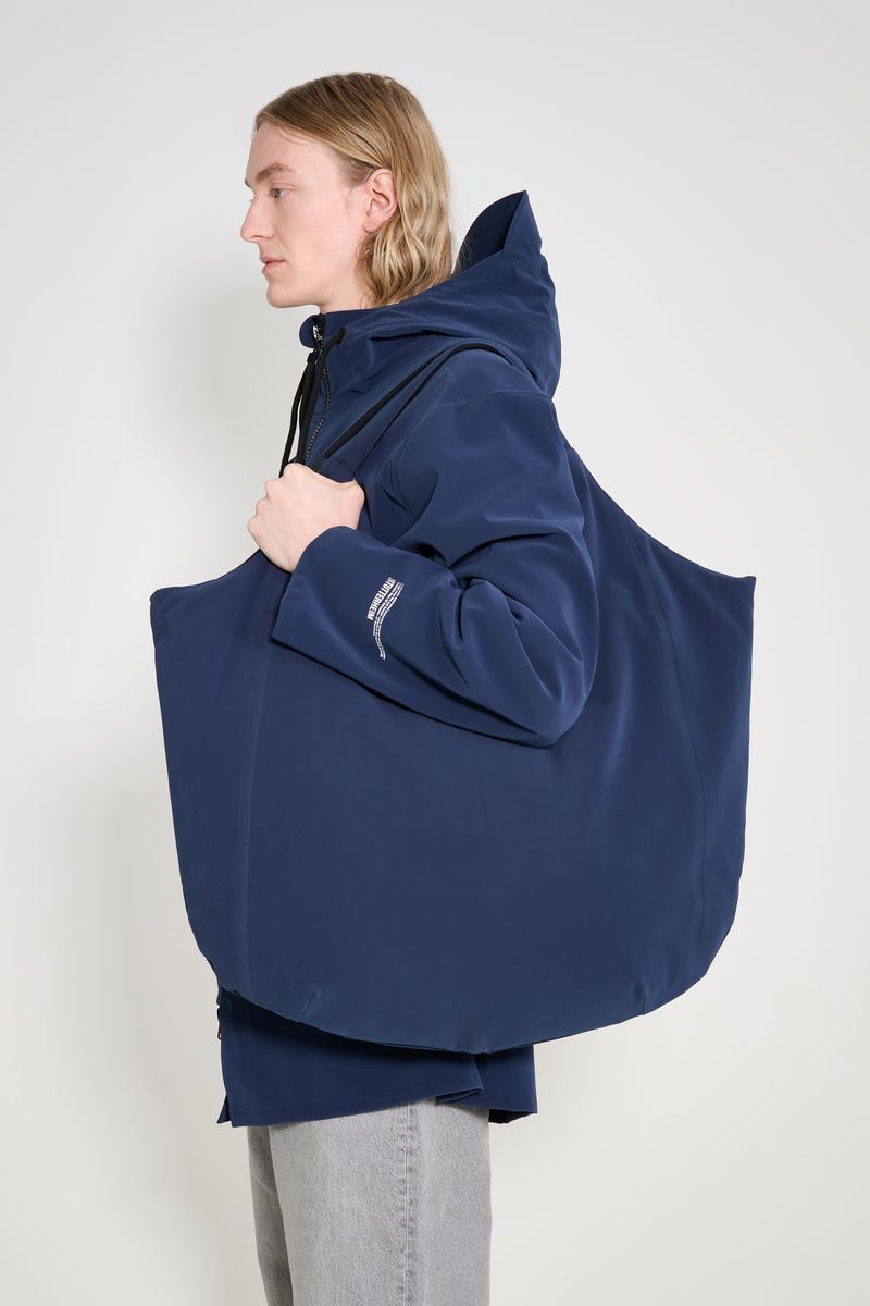 Stutterheim Svea Puffer Bag Matte Navy