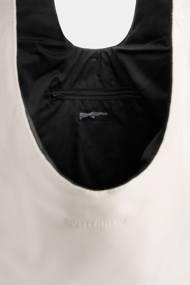 Stutterheim Svea Puffer Bag Opal Light Sand