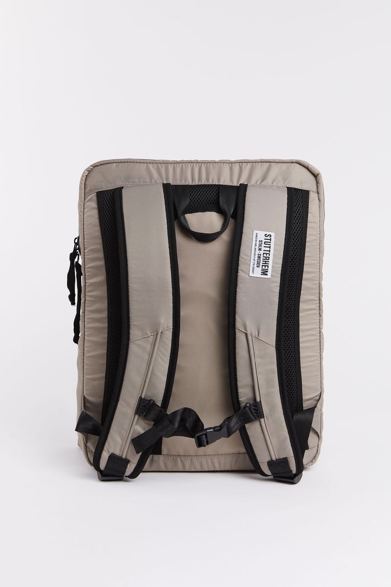 Stutterheim Utility Day 9L Backpack Potato