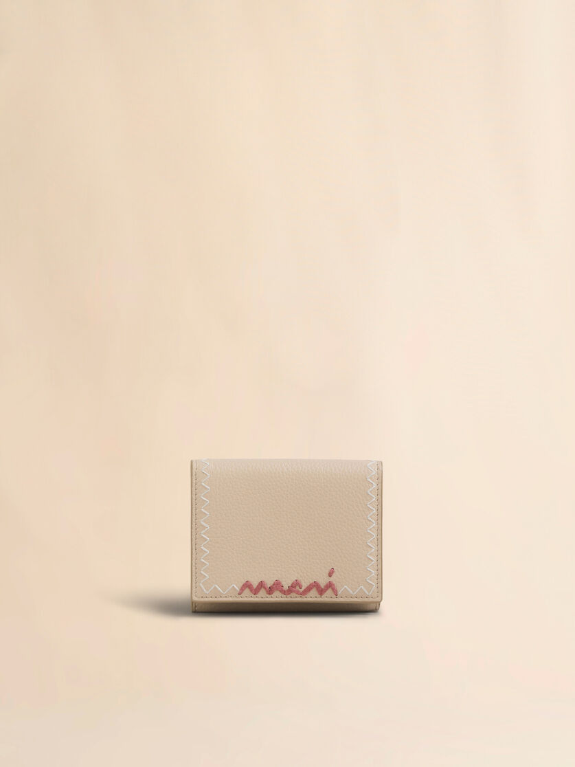 stutterheim x marni Beige leather trifold wallet with Marni Symbol logo