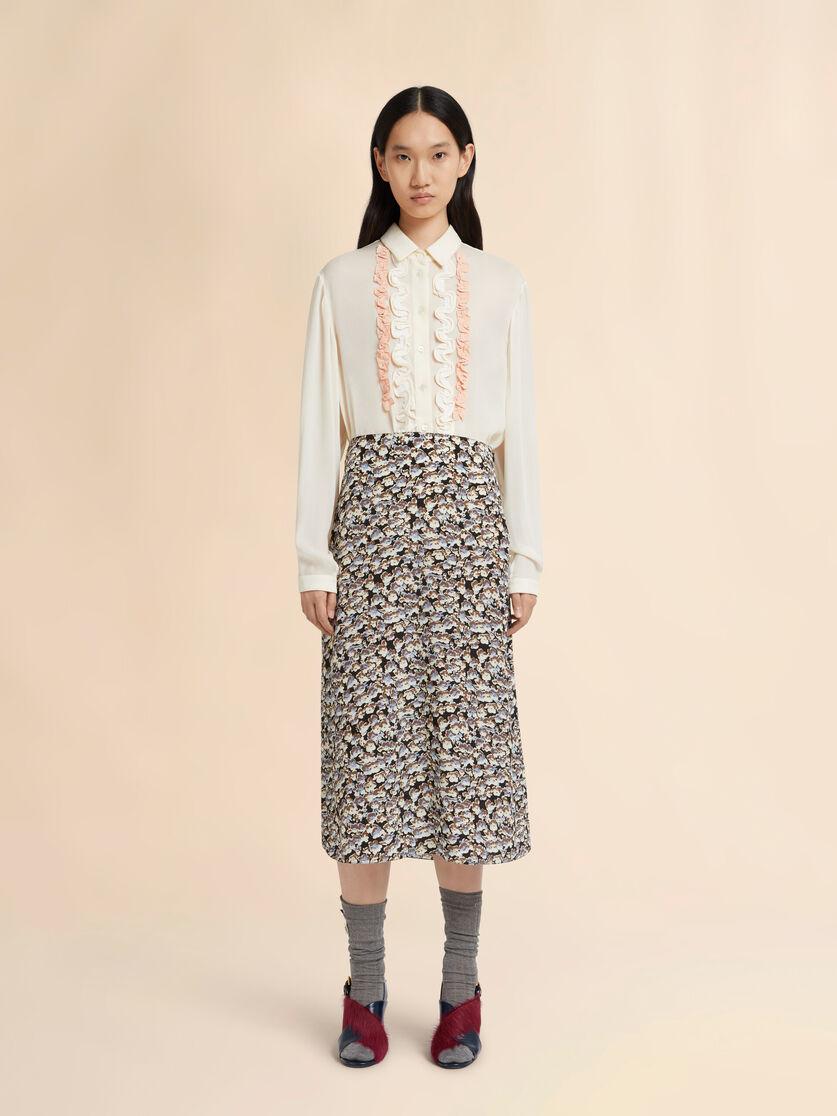 Stutterheim X Marni Black Crêpe De Chine Fluid Skirt With Anemones Print