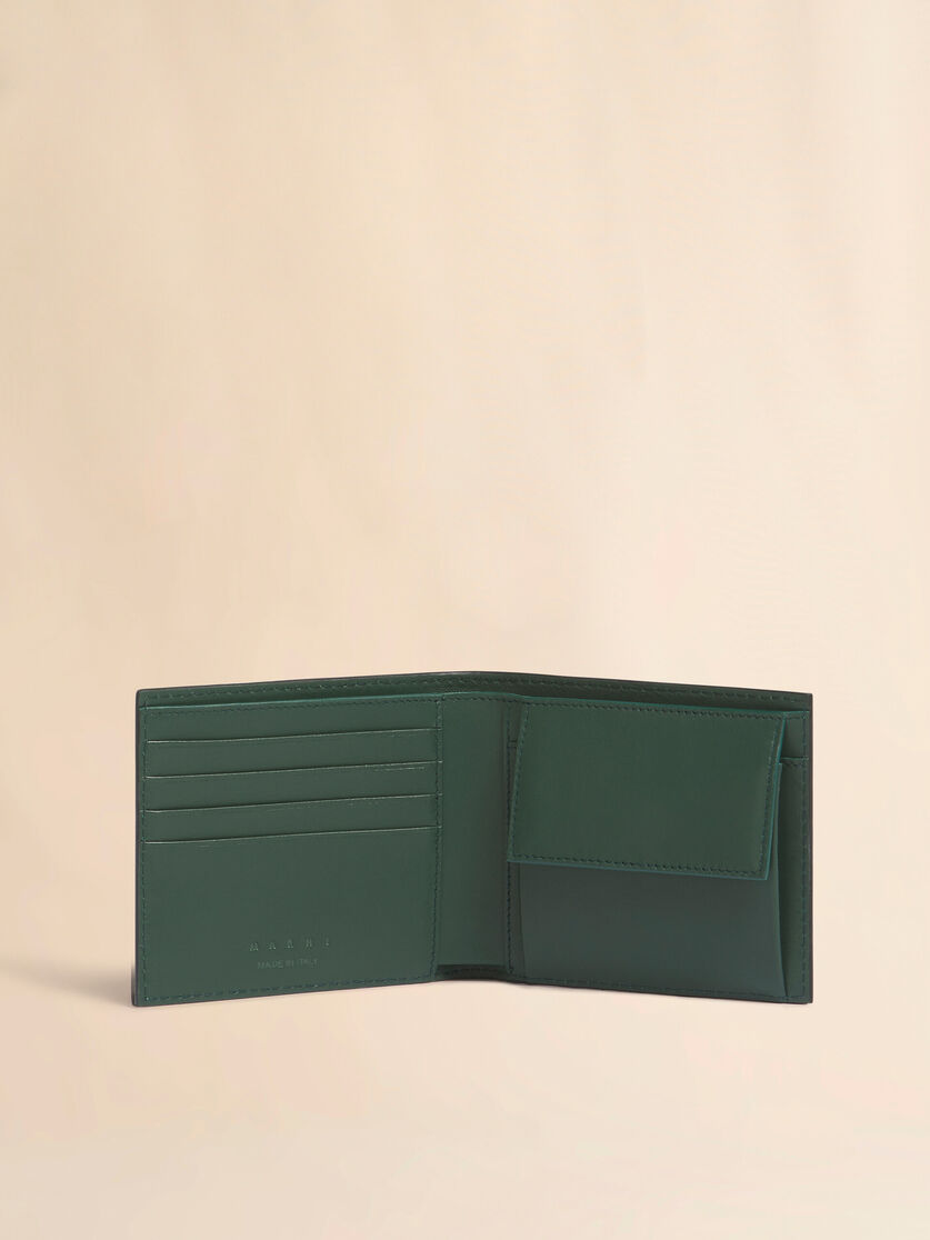 Stutterheim X Marni Black Leather Bifold Wallet With Contrast Stitching