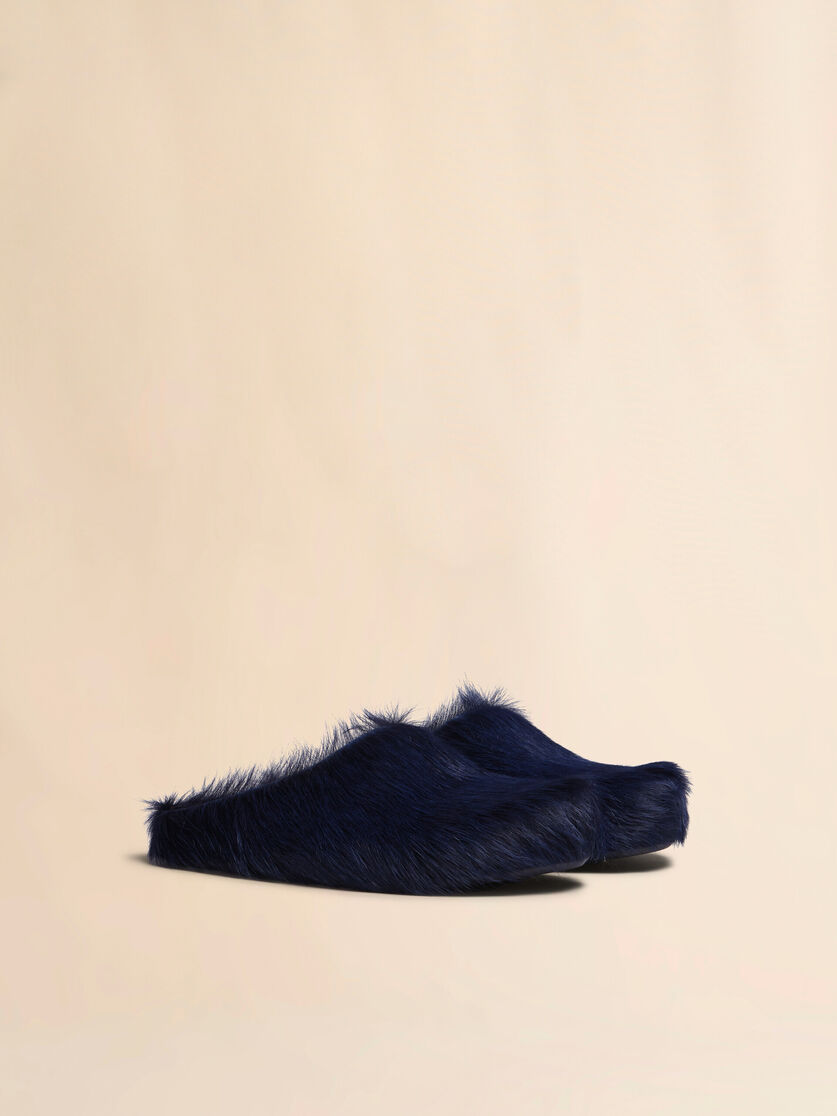 Stutterheim X Marni Deep Blue Long Haircalfskin Fussbett Sabot