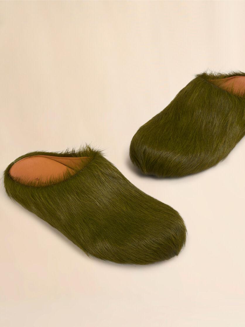 Stutterheim X Marni Deep Green Long Hair Calfskin Fussbett Sabot