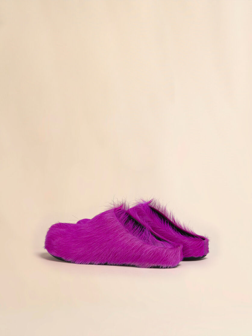 Stutterheim X Marni Fuchsia Long-hair Calfskin Fussbett Sabot