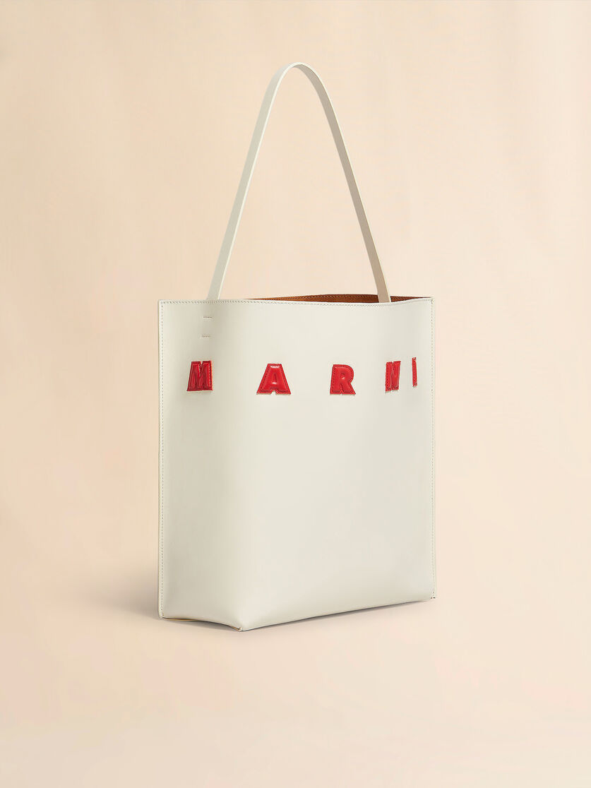 stutterheim x marni White leather Museo medium hobo Bag with patches