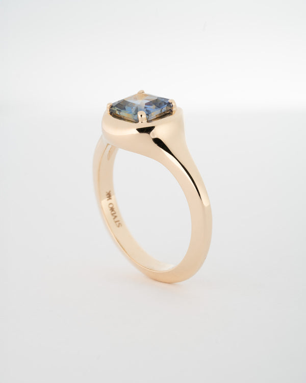 Stvdio BLUE YELLOW PARTI SAPPHIRE SOLITAIRE