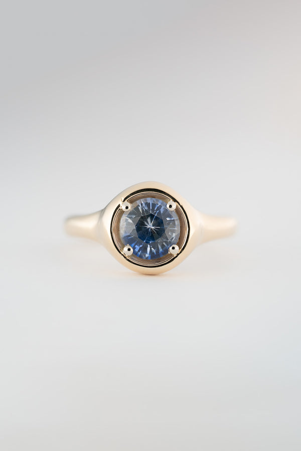 Stvdio PARTI SAPPHIRE SIGNET RING