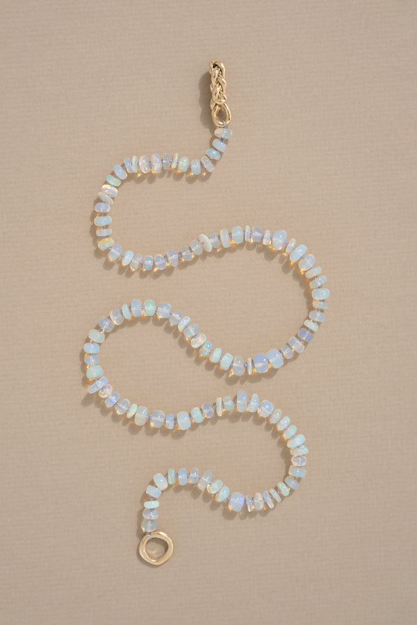 Stvdio PETITE OPAL NECKLACE