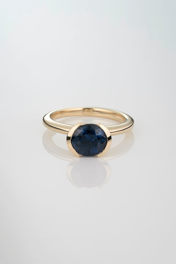 stvdio SPLIT BEZEL SAPPHIRE SOLITAIRE