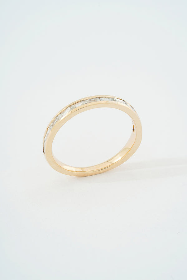 Stvdio TAPERED EAST WEST BAGUETTE BAND