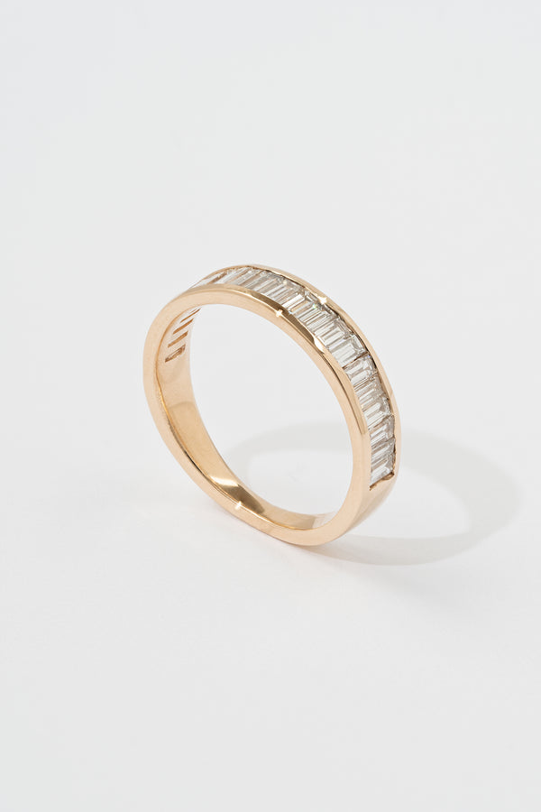 stvdio TAPERED NORTH-SOUTH BAGUETTE BAND