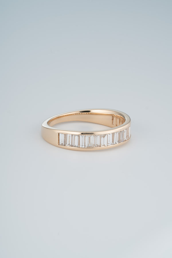 stvdio TAPERED NORTH-SOUTH BAGUETTE BAND