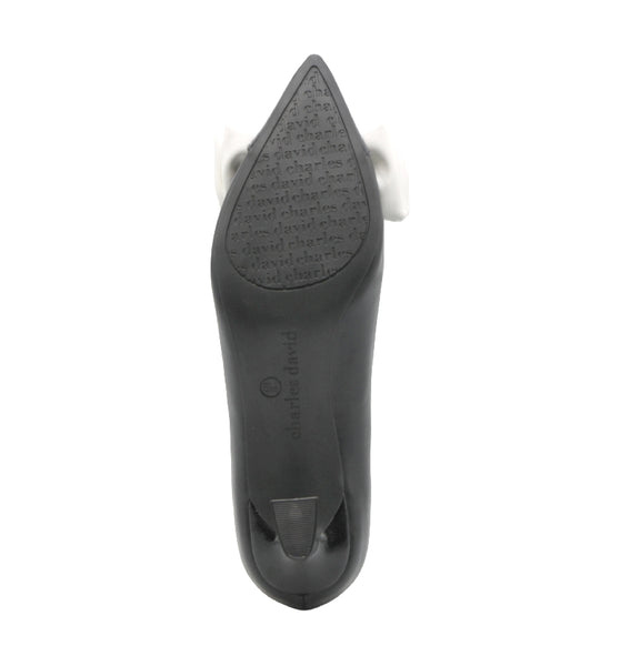 Style Charles By Charles David ADREN PUMP Black-White