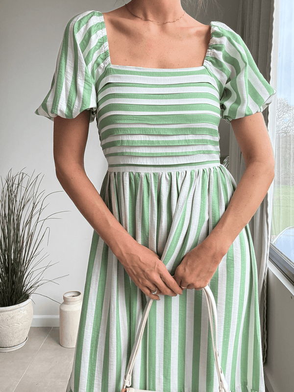 Style Cheat Leighton Puff Sleeve Midi Dress In Green Stripe